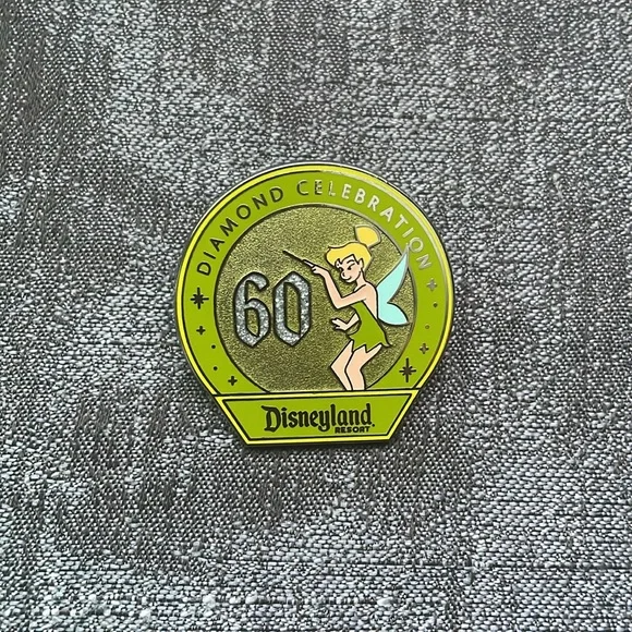 DLR 60th Diamond Celebration Mystery Tinker Bell Disney Pin - Picture 2 of 4